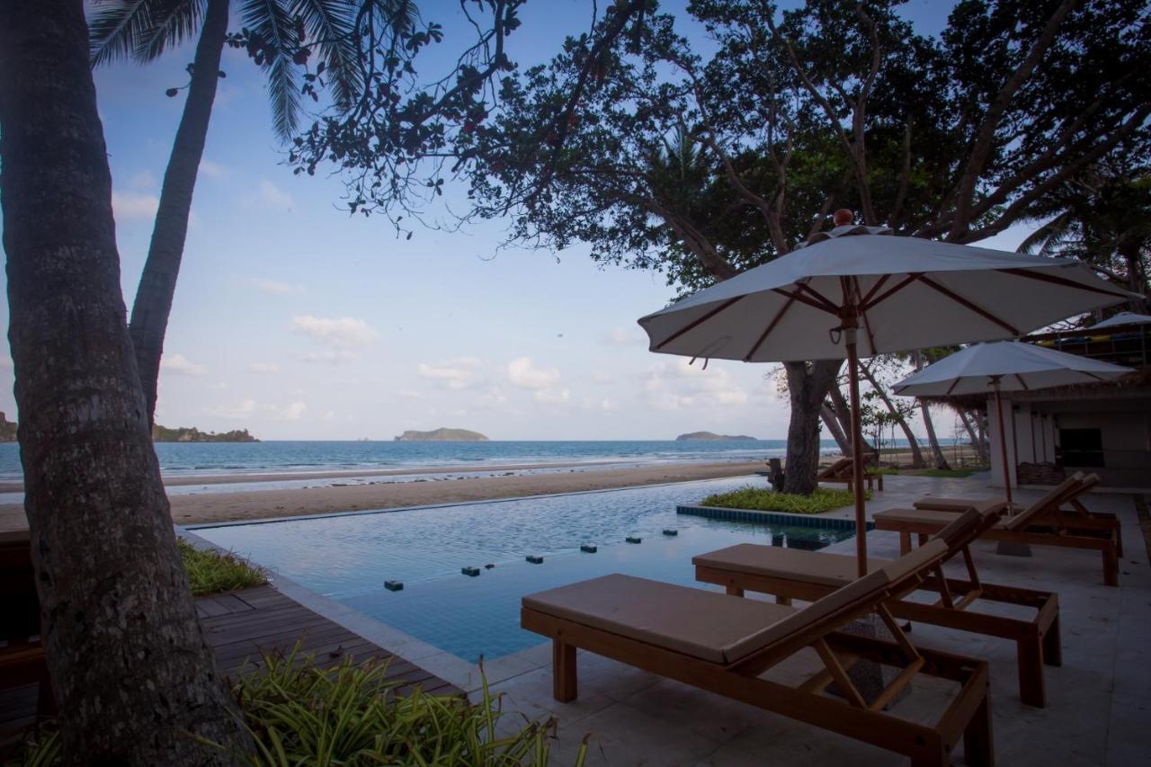 The Nest Private Beach Resort チュンポーン エクステリア 写真